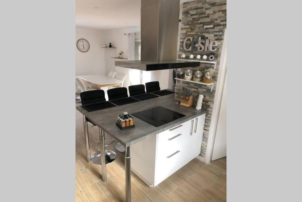 Agreable Maison Entre Bordeaux Et Le Bassin Holiday home